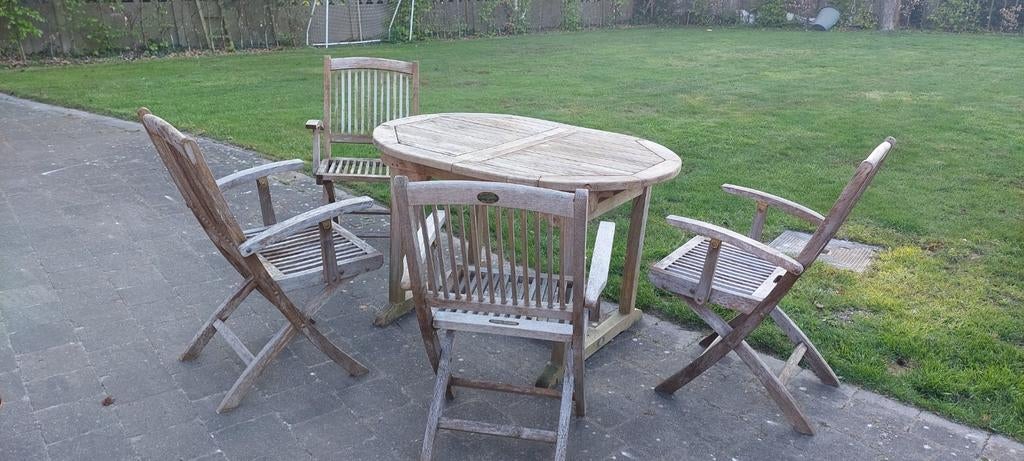 Teak tafel en 4 stoelen, Ophalen