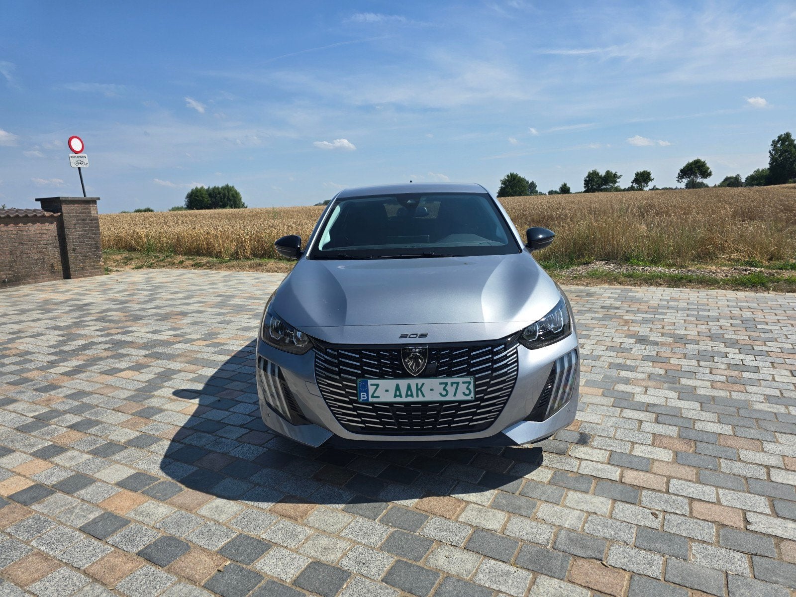 Peugeot 208 Style uitvoering 2025 26401km reeds blanco gvv!, Autos, Peugeot, Argent ou Gris, Achat, Euro 6, Entreprise