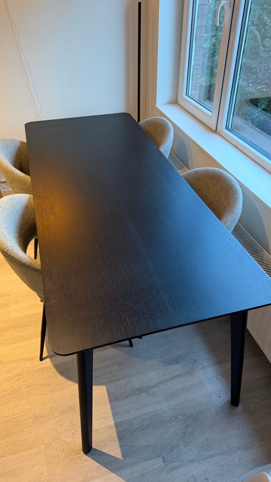 Zwarte IKEA tafel, Maison & Meubles, Enlèvement, Comme neuf