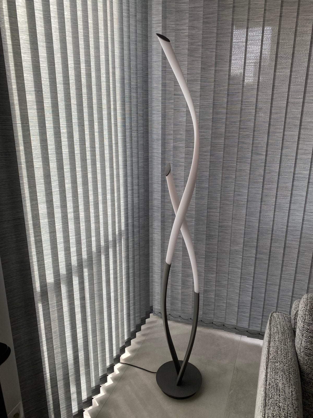 Staanlamp led met dimmer., Huis en Inrichting, Lampen | Vloerlampen, Ophalen, Zo goed als nieuw, Metaal, 150 tot 200 cm