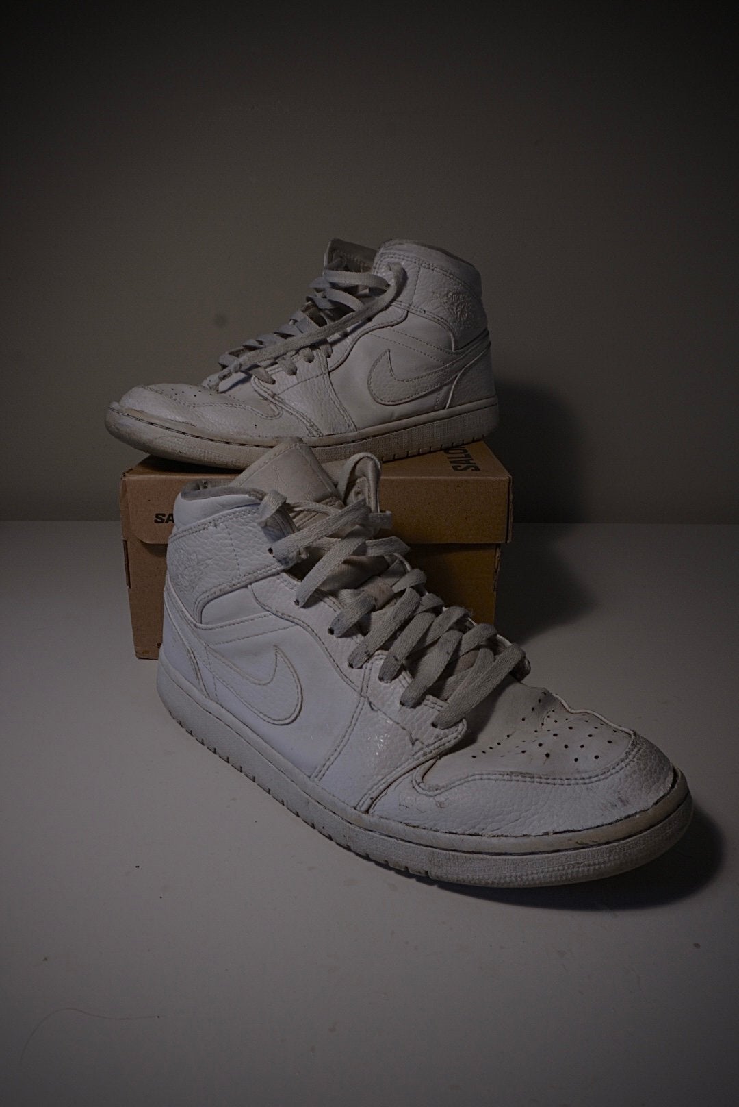 Jordan 1 mid wit, Kleding | Heren, Wit, Ophalen of Verzenden, Zo goed als nieuw, Sneakers