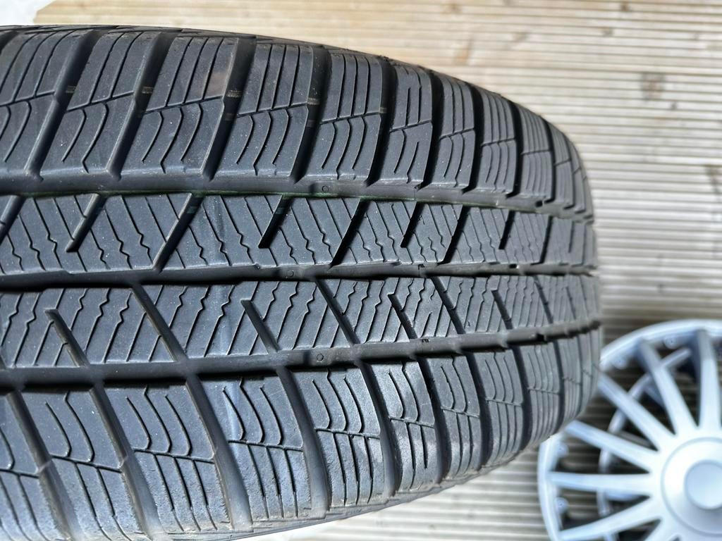Banden 205/60R16 BridgeStone Polaris 5 Winter, Auto-onderdelen, Banden en Velgen, Ophalen, Gebruikt, 16 inch, Banden en Velgen