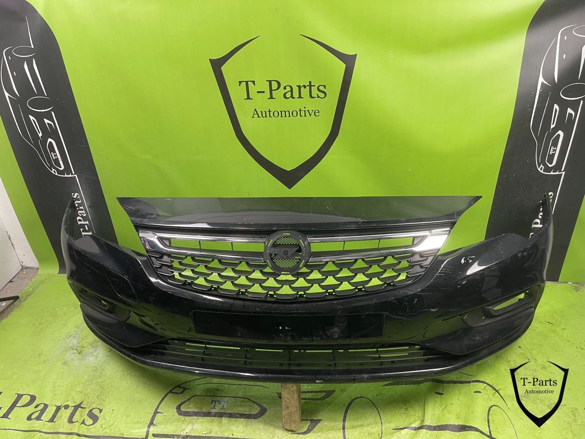 opel astra K voorbumper bumper grille rooster, Auto-onderdelen, Info@fabrikant.eu, Opel, Bumper, Fabrikantstraat 1
1000 AA  Amsterdam