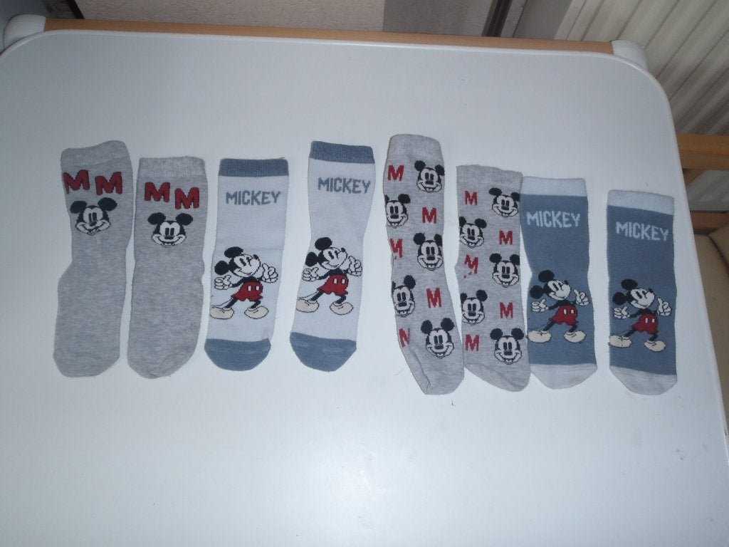 1 lot de 4 paires de chaussettes - pointure 15-17, Enlèvement ou Envoi, Comme neuf, Garçon, Chaussettes