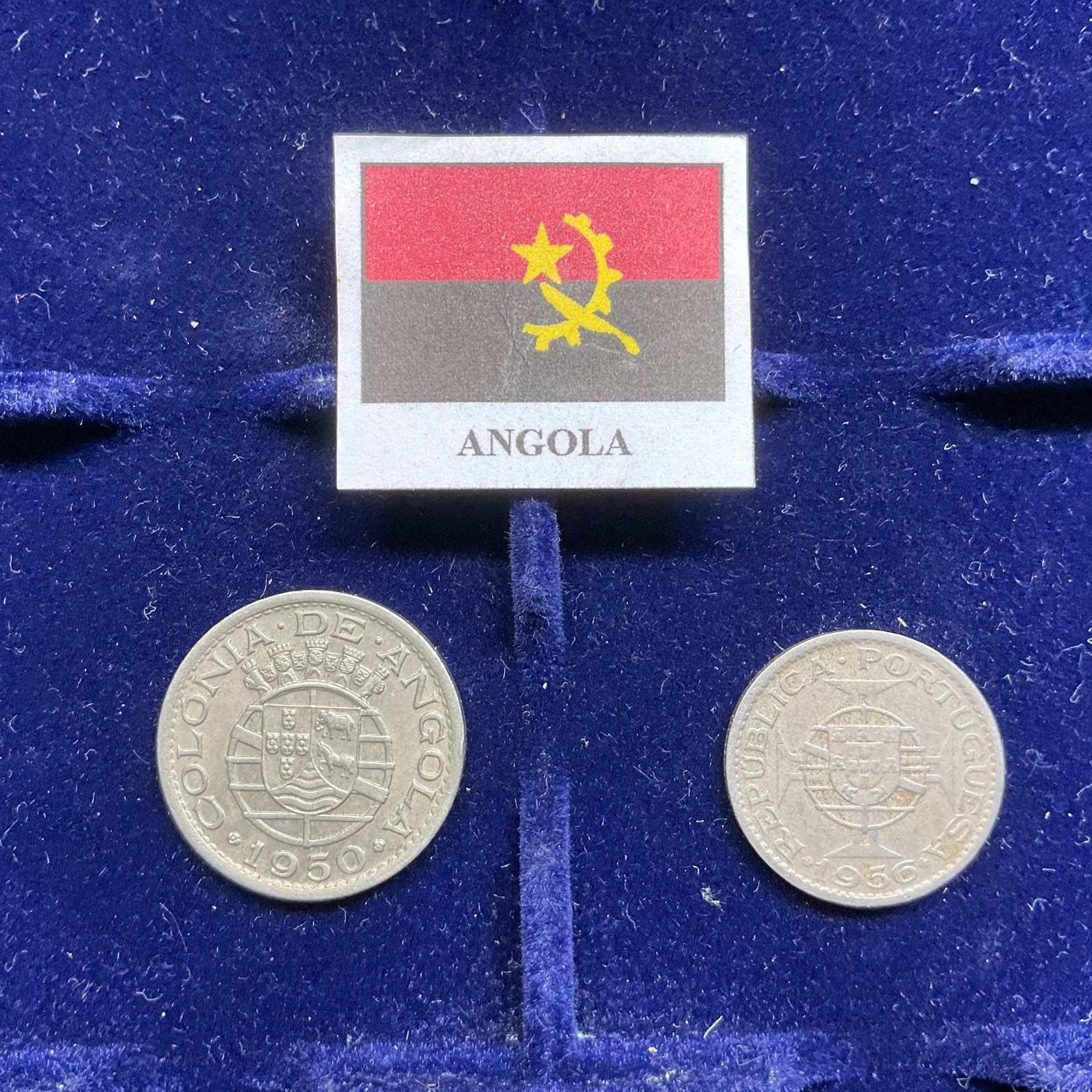 Colonie angolaise - 2 belles pièces de l'époque coloniale, Timbres & Monnaies, Envoi, Autres pays, Série