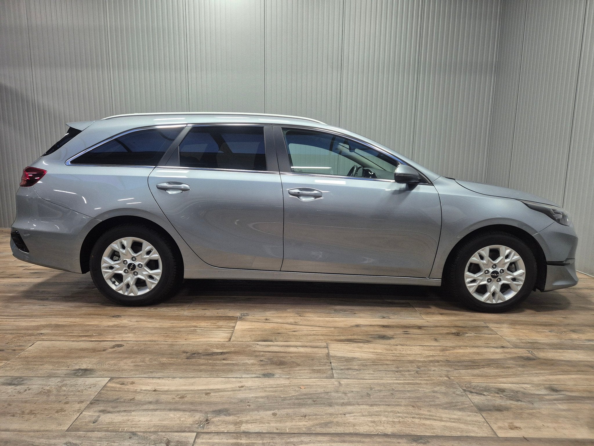 Kia Cee’d Sportswagon 1.0T-GDI 101pk Pulse Mild Hybride au, Autos, Cuir, Argent ou Gris, Achat, Euro 6