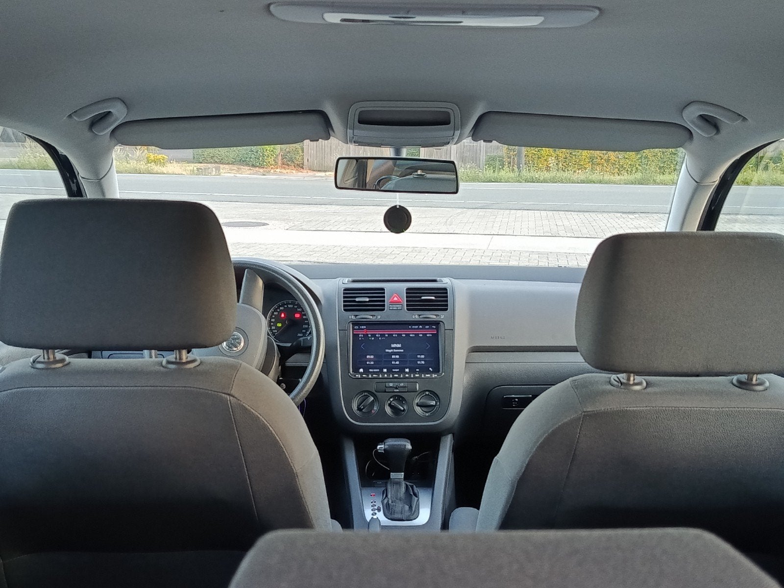 Golf 5/ Automaat / benzine Euro 4/ CarPlay /, Auto's, Volkswagen, Automaat, 75 kW, USB, 1590 cc