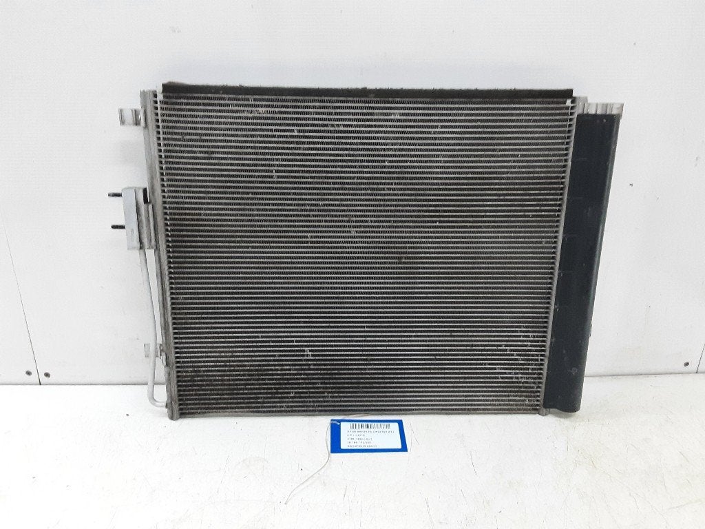 RADIATEUR AIRCO Hyundai Santa Fe III (DM) (01-2012/12-2018), Hyundai Motor Deutschland GmbH, Gebruikt, Kaiserleipromenade 5
63067  Offenbach am Main, DE