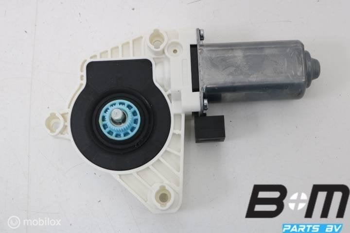 Raammotor linksvoor VW Passat B8 5Q4959801B, Utilisé