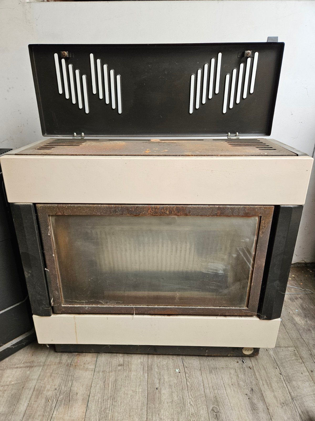 Poele au gaz, Enlèvement