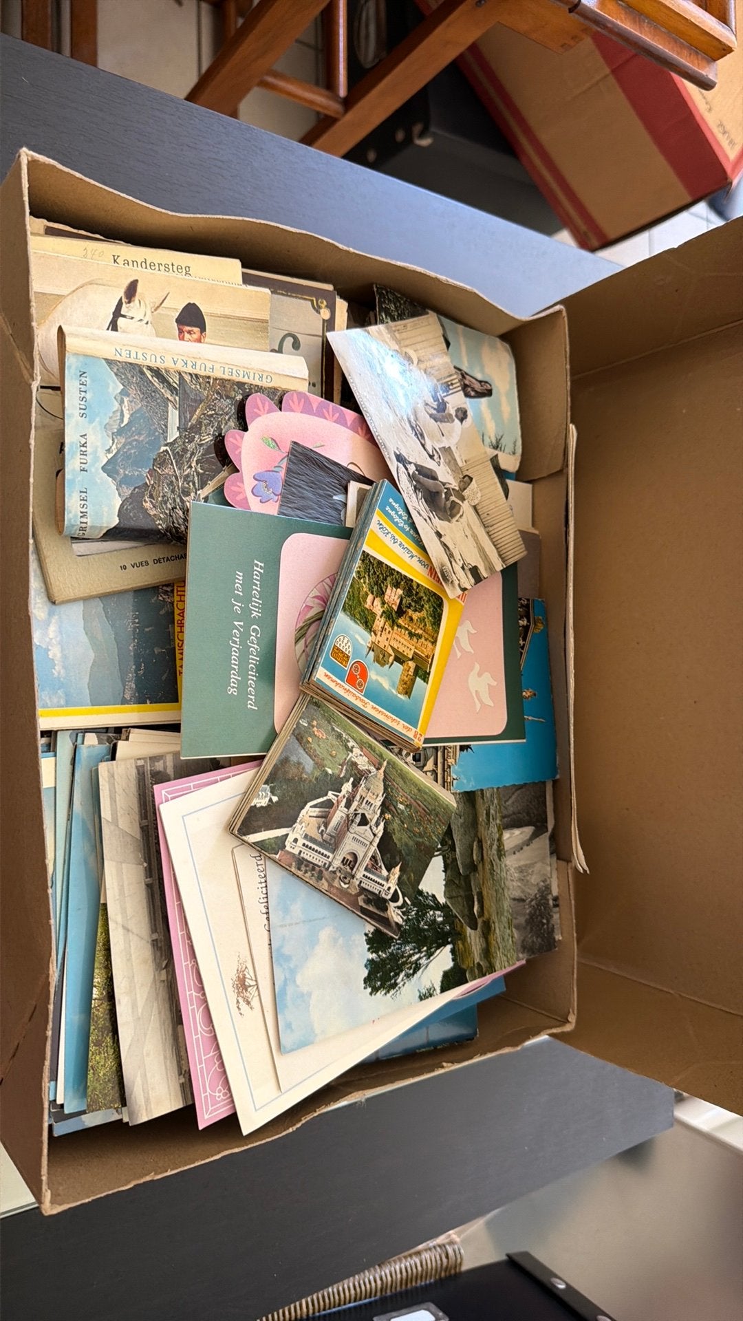 Verzameling postkaarten, Ophalen, Zo goed als nieuw