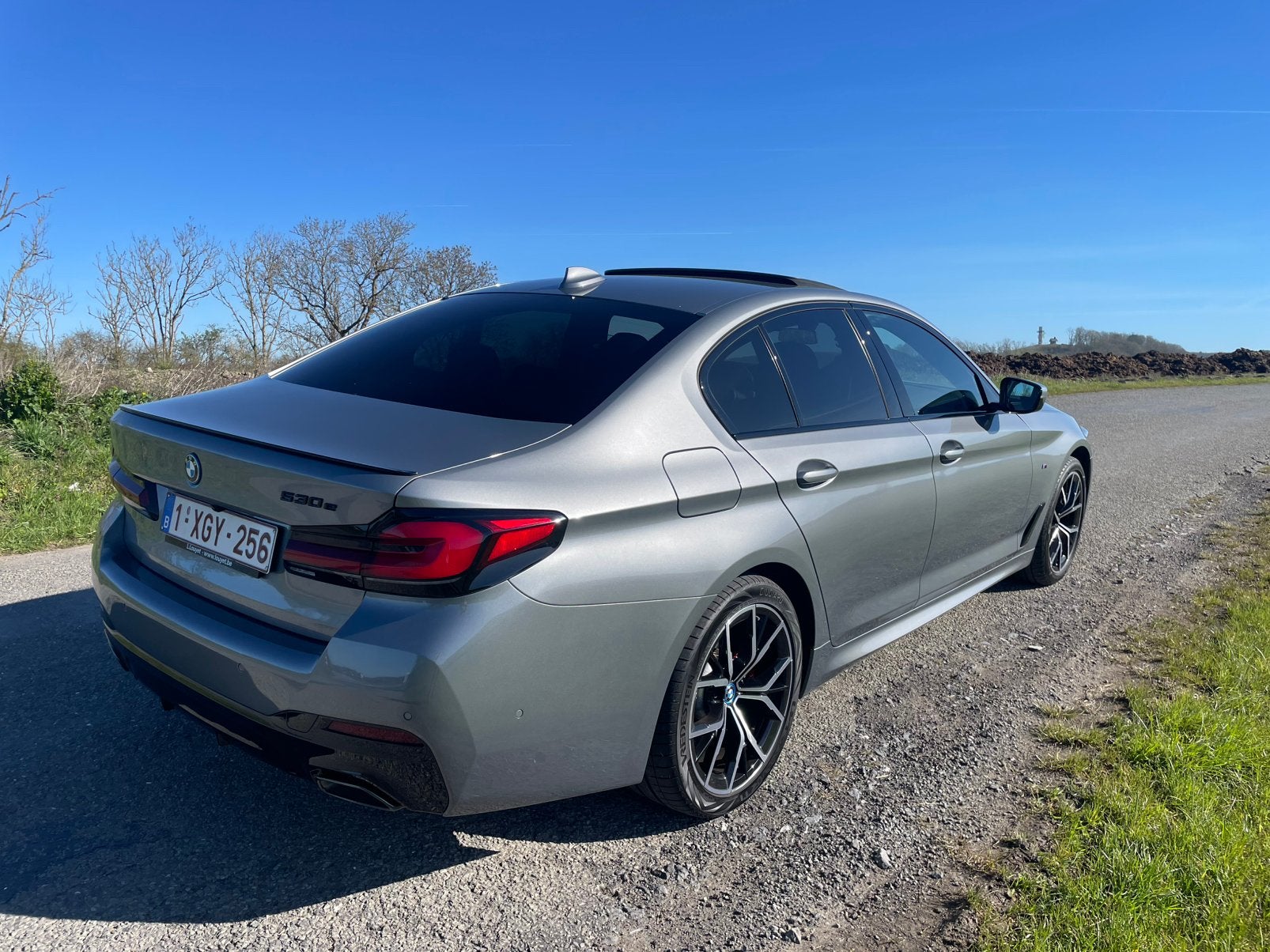 BMW 530e M (hybride) 07/24 . 41900kms.Garantie bmw ->07/27, Automaat, 4 deurs, Achterwielaandrijving, 1995 cc