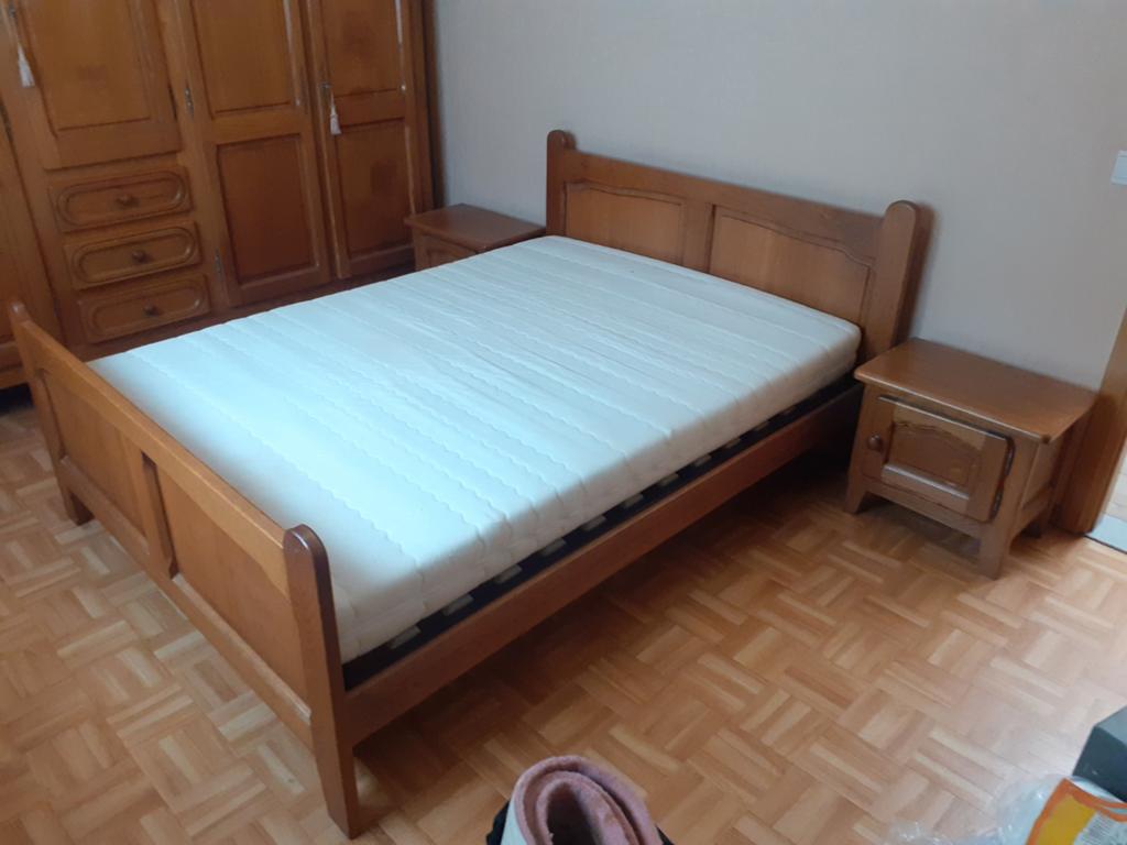 Gratis 2persoonsbed en kleerkast eik, Huis en Inrichting, Slaapkamer | Complete slaapkamers, Ophalen