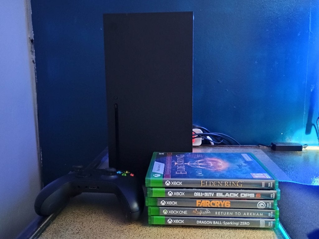 Xbox-serie x kavel, Games en Spelcomputers, Ophalen of Verzenden, Zo goed als nieuw, Xbox Series X