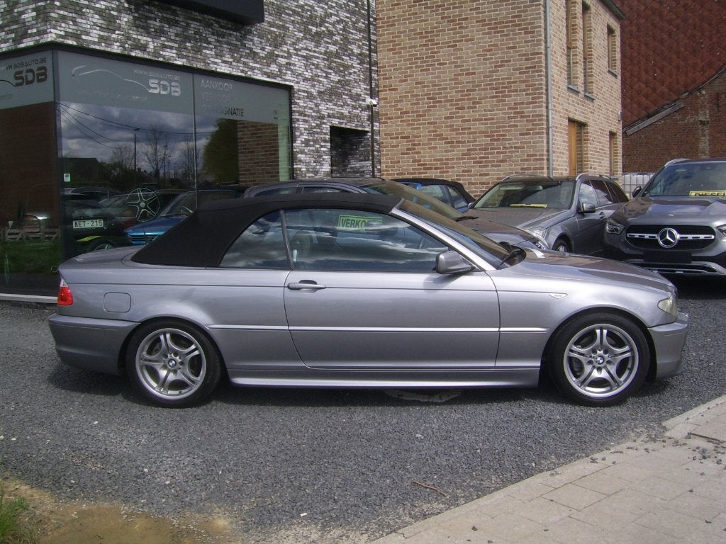 Bmw 320ci 6 cilinder Cabrio Youngtimer, Auto's, BMW, Achterwielaandrijving, Zwart, Cabriolet, Alcantara