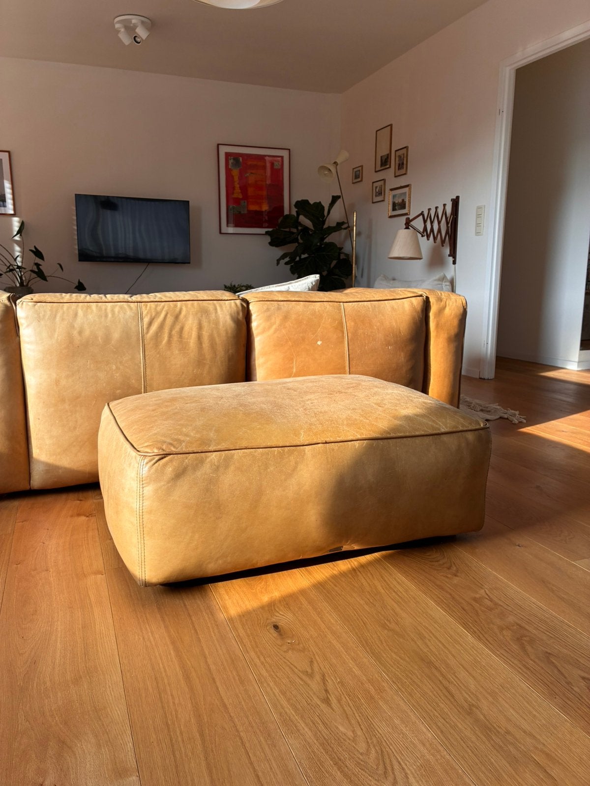 FLAMANT poef zetel sofa voetbank, Ophalen, Zo goed als nieuw