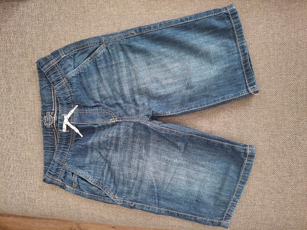 Jeans short jongens, Kinderen en Baby's, Kinderkleding | Maat 140, Broek, Gebruikt, C&A, Ophalen of Verzenden