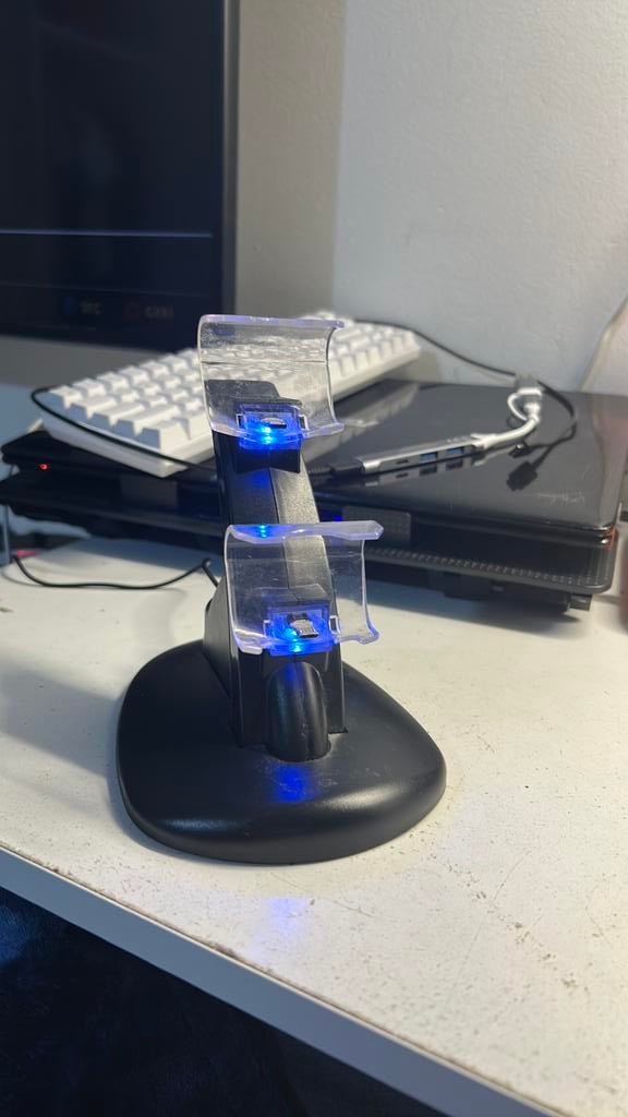 Ps4 controller oplader, Games en Spelcomputers, Ophalen, Gebruikt, Voeding, Oplader of Kabel, PlayStation 4