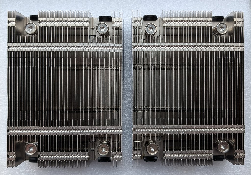 HP DL360p G8 CPU Heatsink Set van 2 (730250-001 / Schroef), Enlèvement