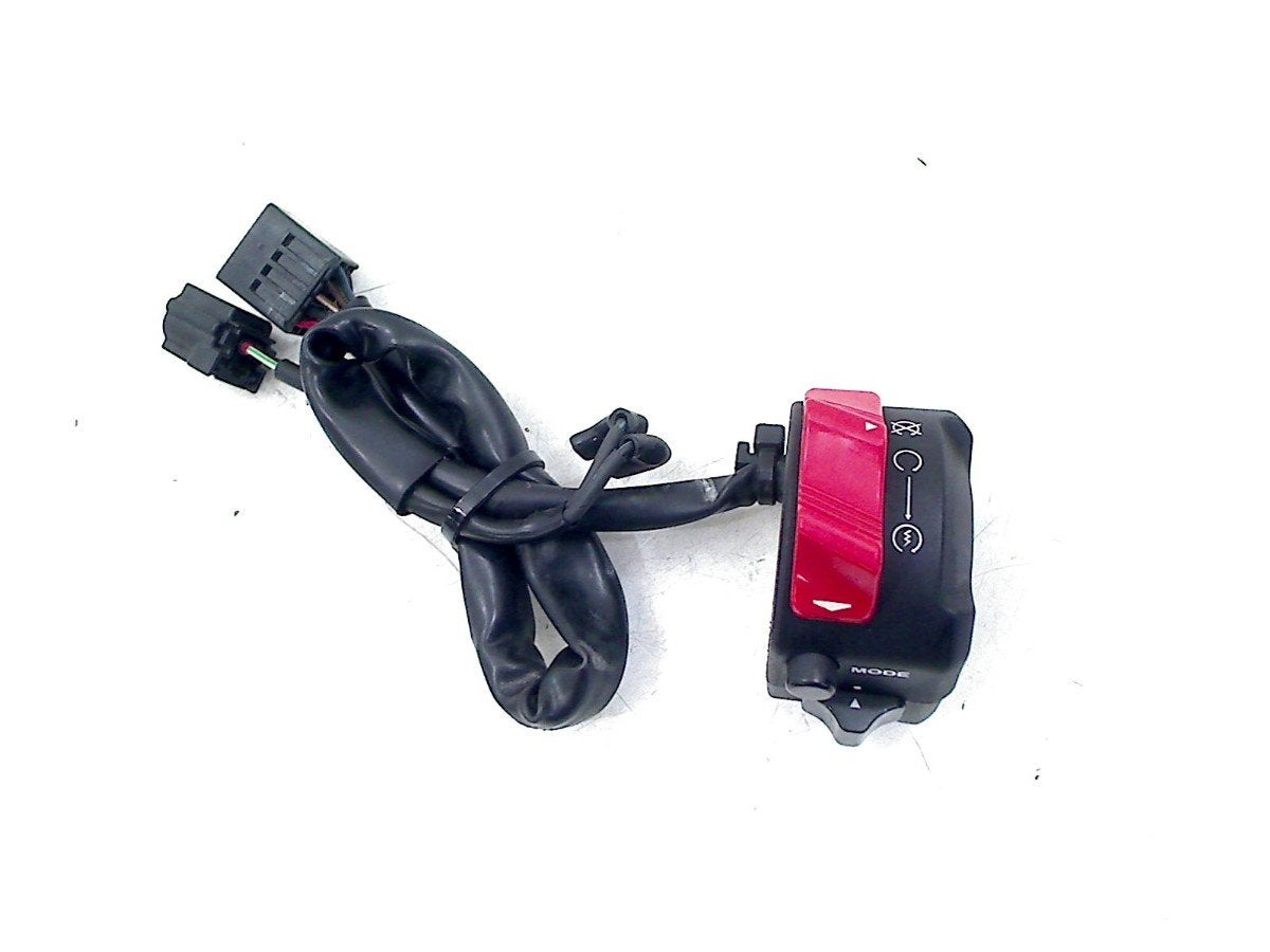 COMMUTATEUR DROIT Yamaha MT 09 2014-2017 (01-2014/12-2017), Motos, Yamaha Motor Europe N.V., Utilisé, Customersupport@yamaha-motor.co.uk