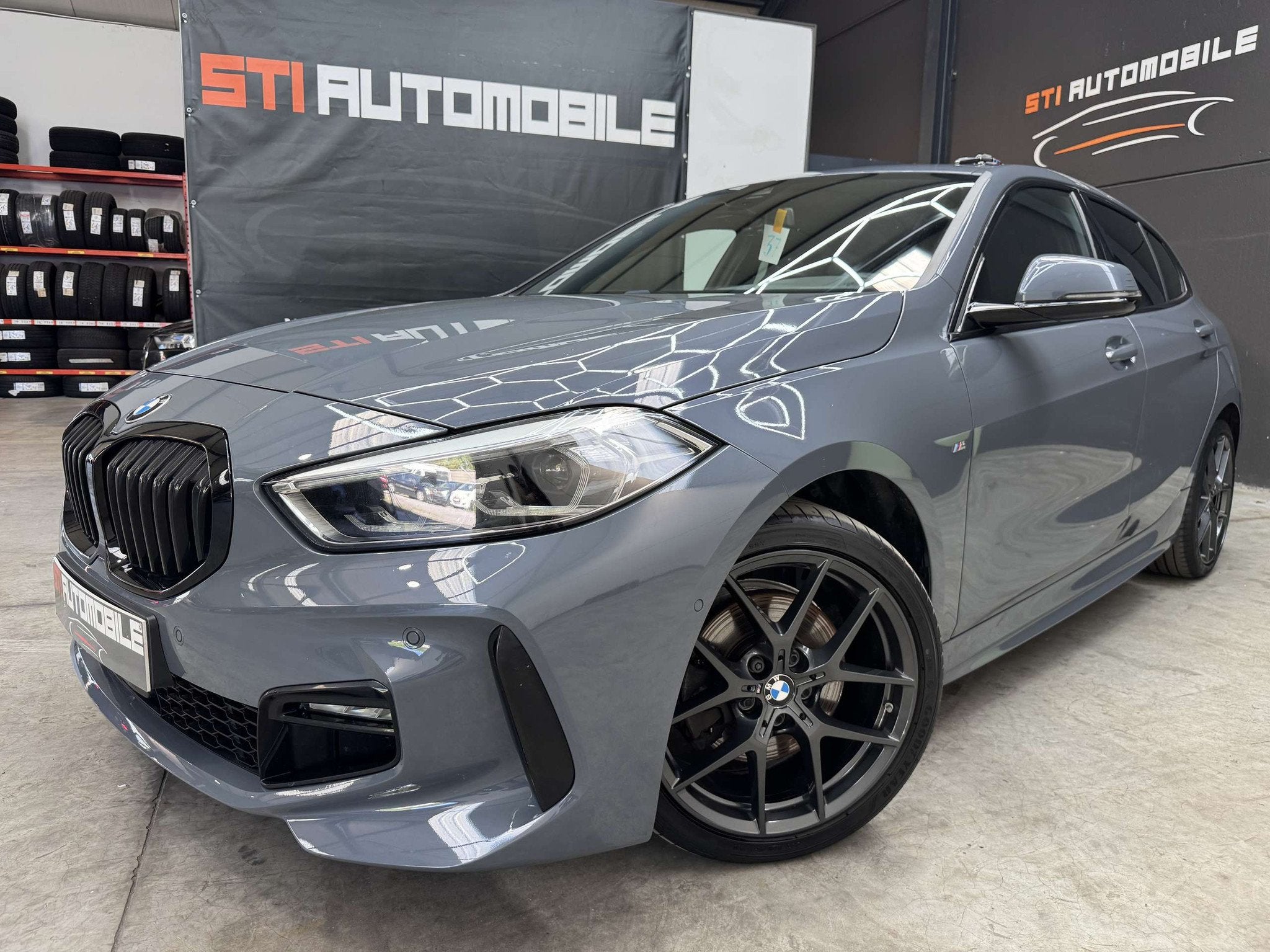 BMW 1 Serie 118 * FUL PACK M * GARANTIE 12 MOIS, Autos, Argent ou Gris, Achat, Euro 6, Entreprise