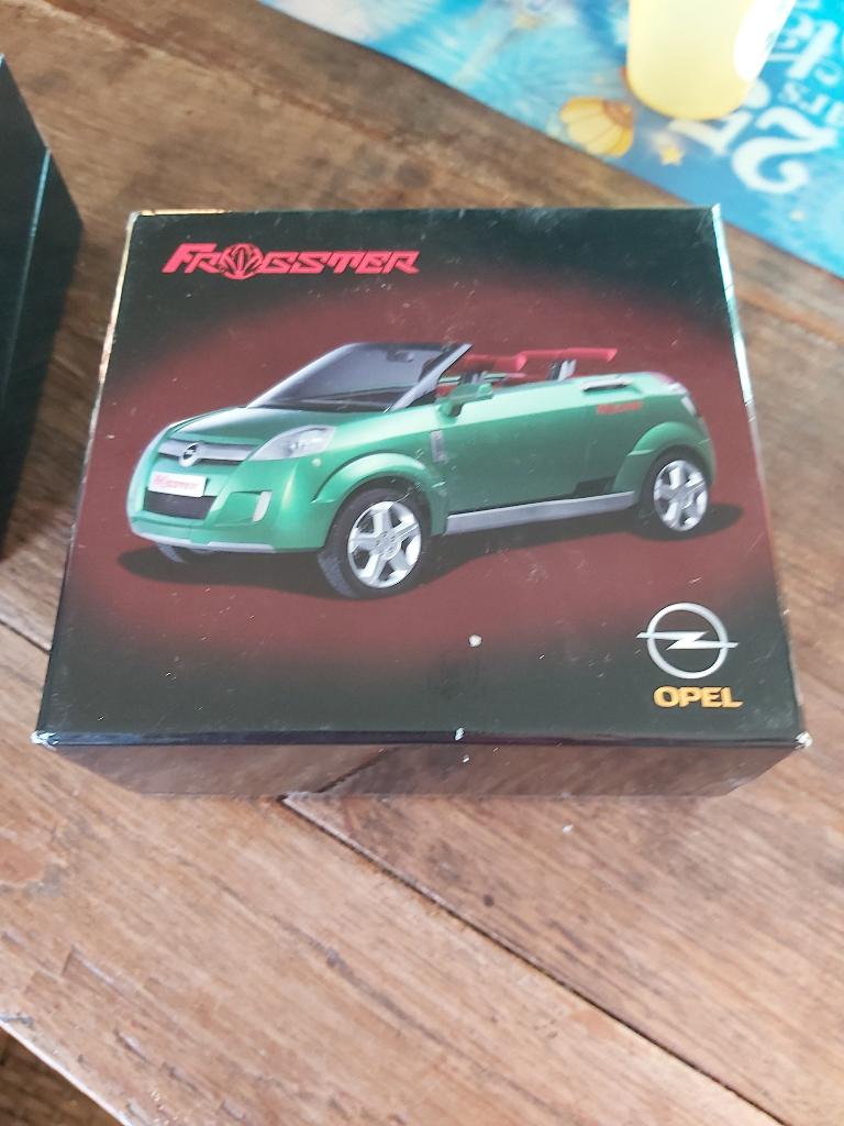 Schuco Opel Frogster 1/43 Collector, Hobby en Vrije tijd, Modelauto's | 1:43, Ophalen of Verzenden, Nieuw, Auto, Schuco