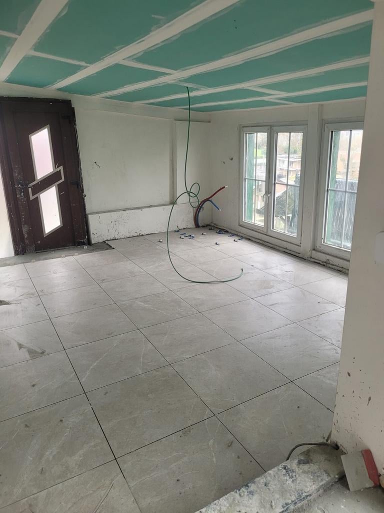 Plafonnage et faux plafonds velux, Enlèvement ou Envoi