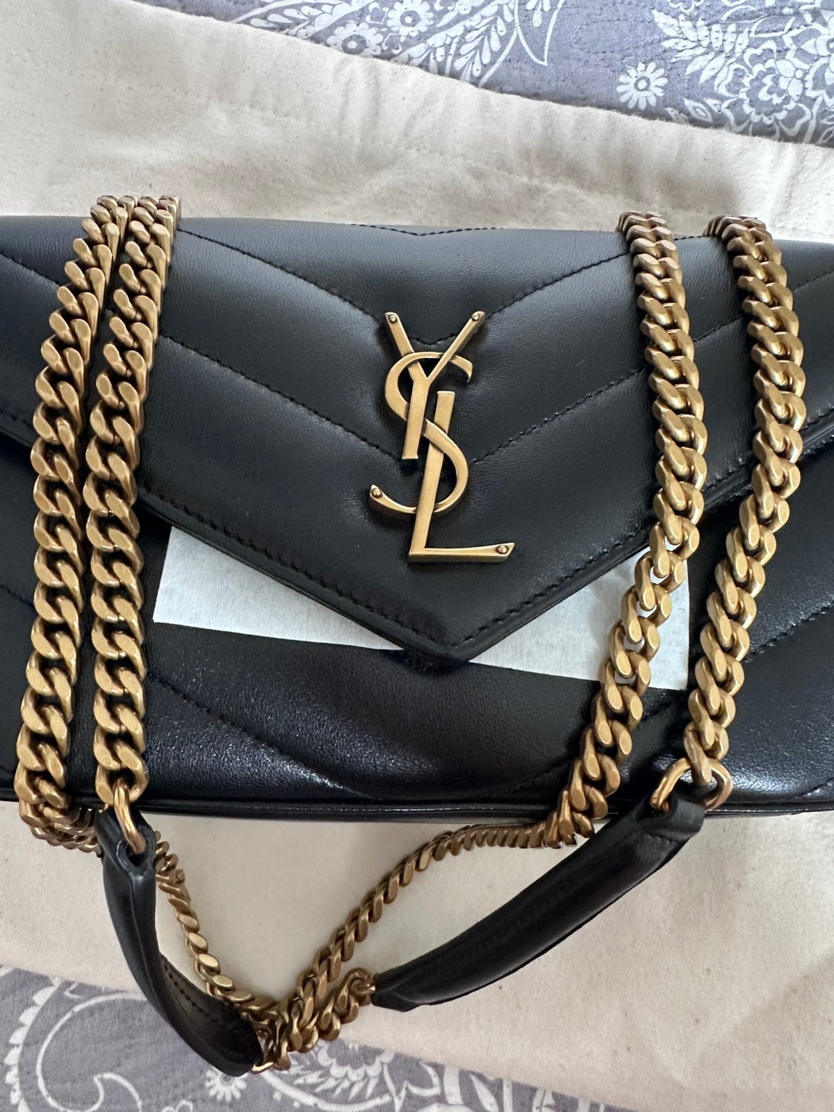 Sac YSL LOULOU small noir, Enlèvement, Comme neuf