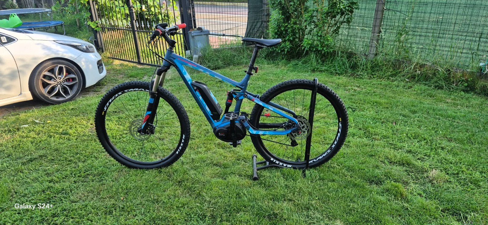 Elektrische mountainbike, Fietsen en Brommers, Ophalen