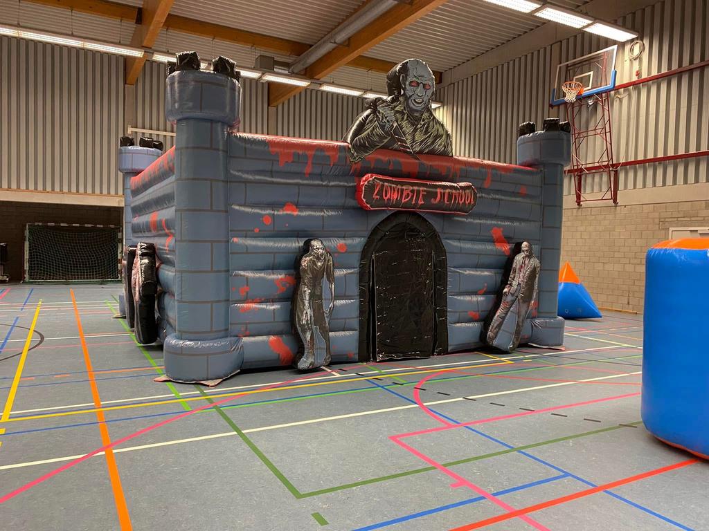 Opblaasbare espace room/lasergame arena, Enlèvement, Comme neuf