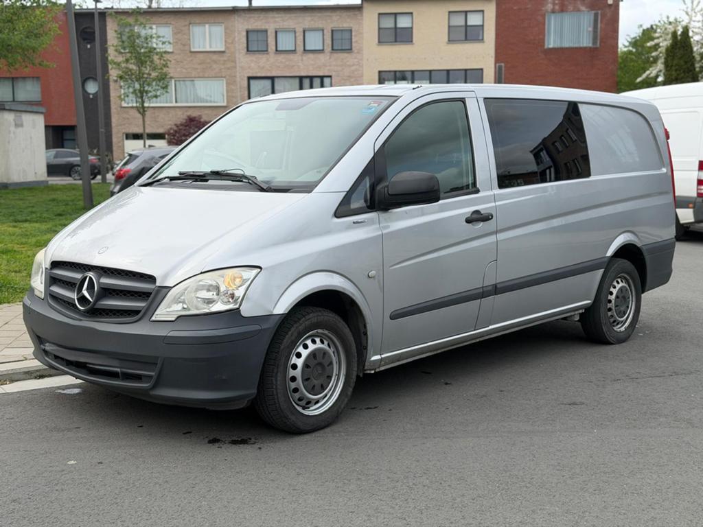 MERCEDES VITO 113CDI DUBBEL CABIN 2010 235000KM AC EURO5 5PL, Auto's, Voorwielaandrijving, Euro 5, Stof, 22 cc