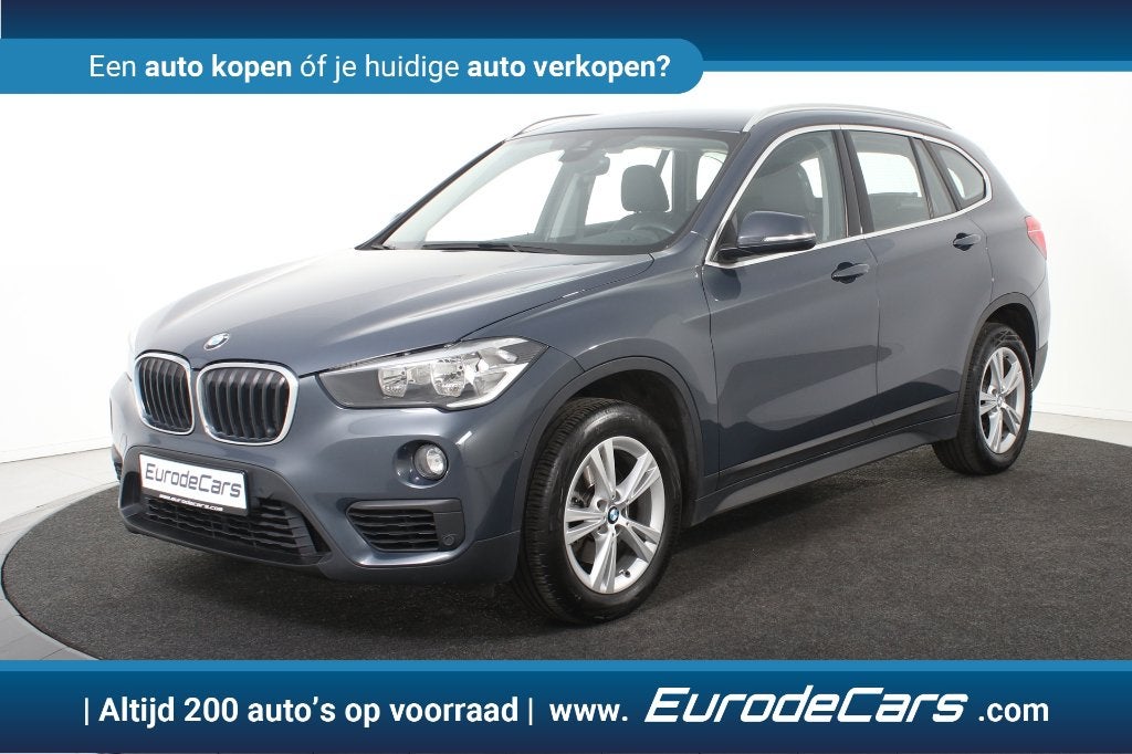 BMW X1 S-Drive 18i *1ste eigenaar*Leer*Navi*Trekhaak*Carplay, Monovolume, Euro 6, Leder, Bedrijf