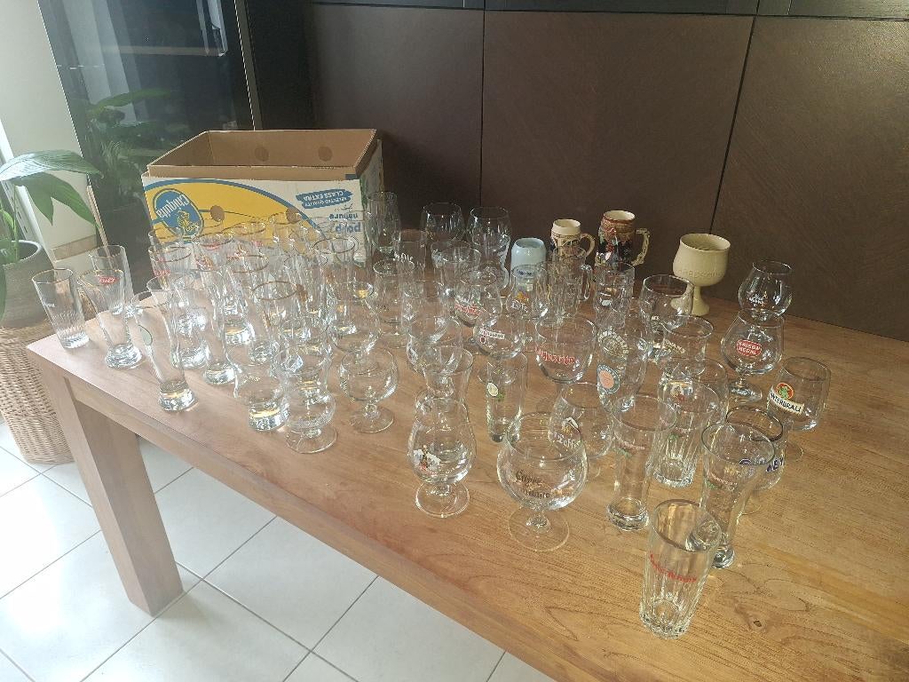 Gros lot de verres et Chopes à bierre, Enlèvement, Comme neuf, Verre ou Verres, Autres marques