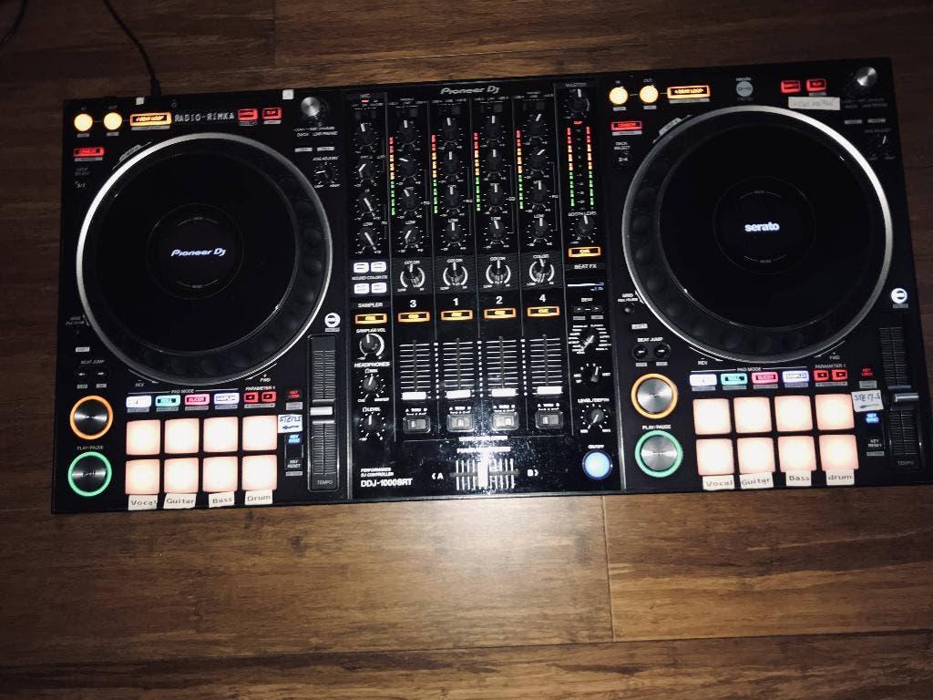 Controleur Pionneer Dj DDJ SRT1000 + FLIGHT CASE+DECK SAVER, Muziek en Instrumenten, Dj-sets en Draaitafels, Gebruikt, Draaitafel