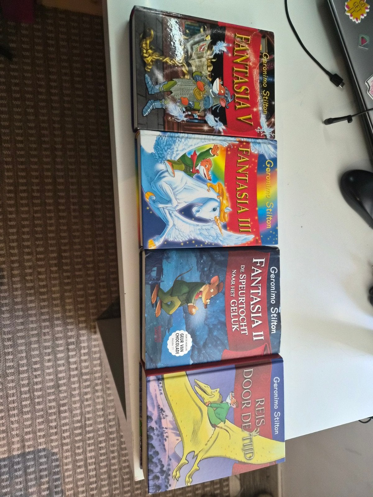 Geronimo Stilton Fantasia 4 boeken, CD & DVD, VHS | Enfants & Jeunesse, Enlèvement
