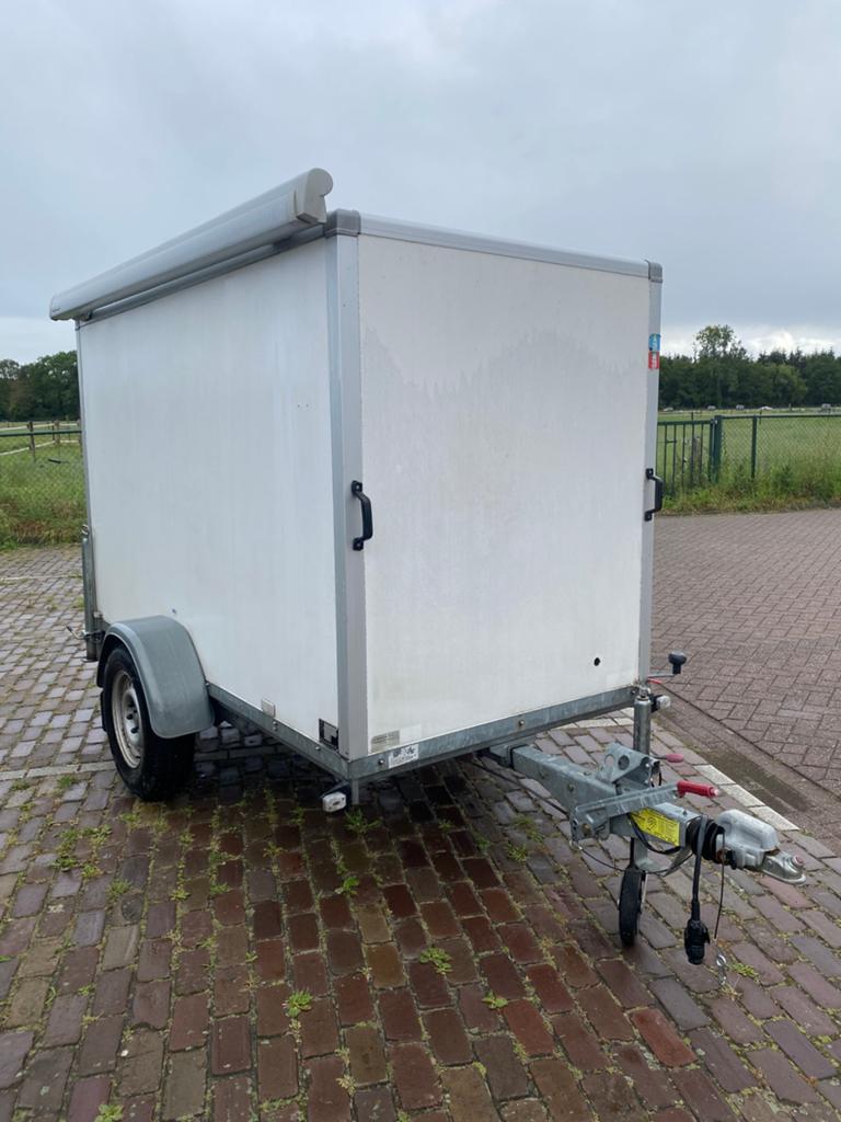 Gesloten saris aanhanger met luifel 750kg, Auto diversen, Aanhangers en Bagagewagens, Ophalen, Zo goed als nieuw