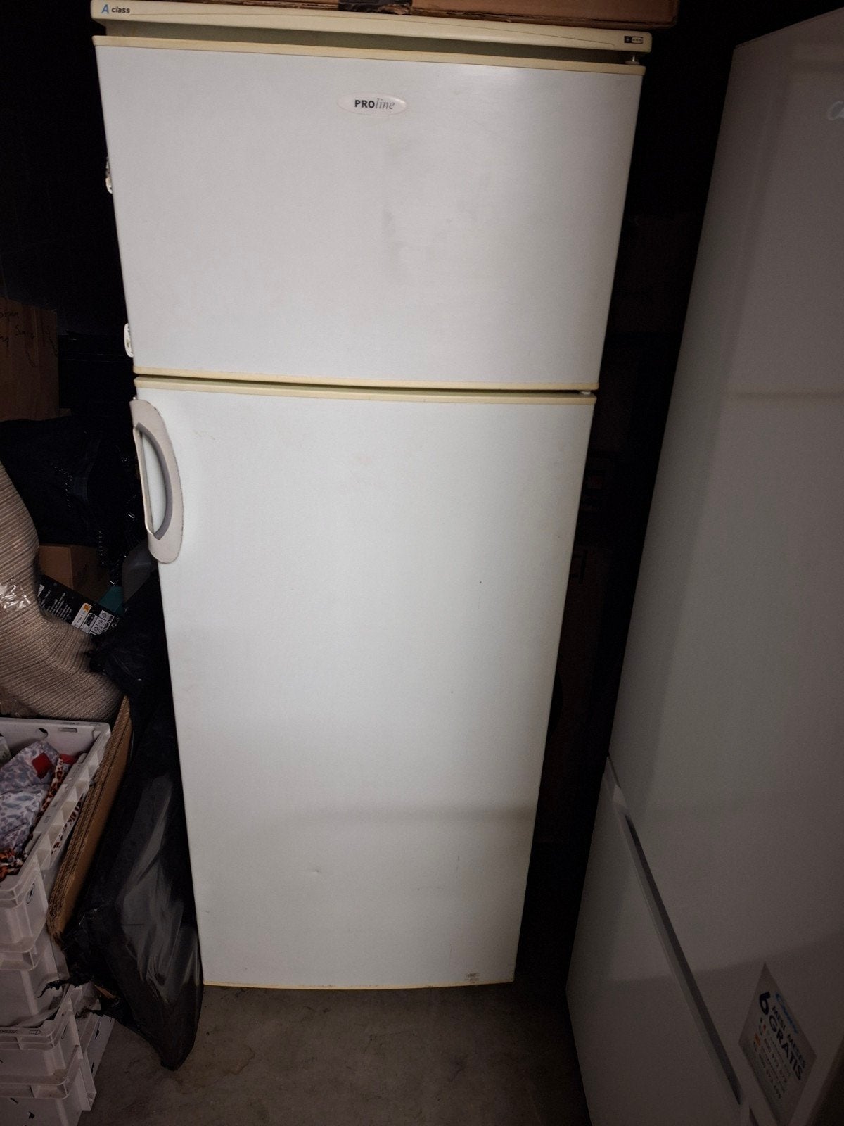 Réfrigérateur - congélateur PROLINE, Electroménager, Classe énergétique A ou plus économe, Avec compartiment congélateur, 160 cm ou plus