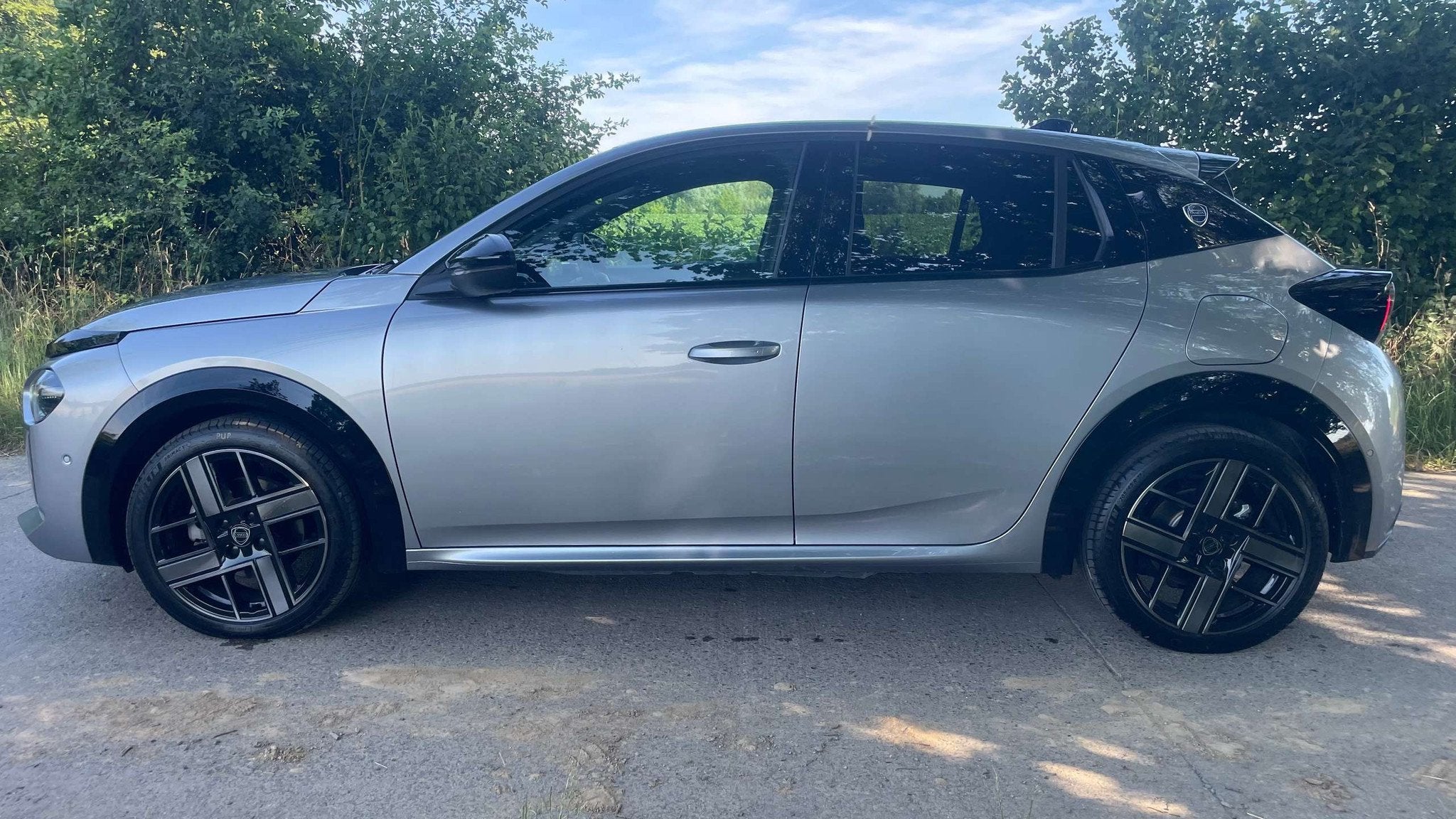 Lancia Ypsilon e-Ypsilon 54 kWh LX Pack Exclusive Prix TVAC, Auto's, Gebruikt, Particulier, 156 pk, Velours