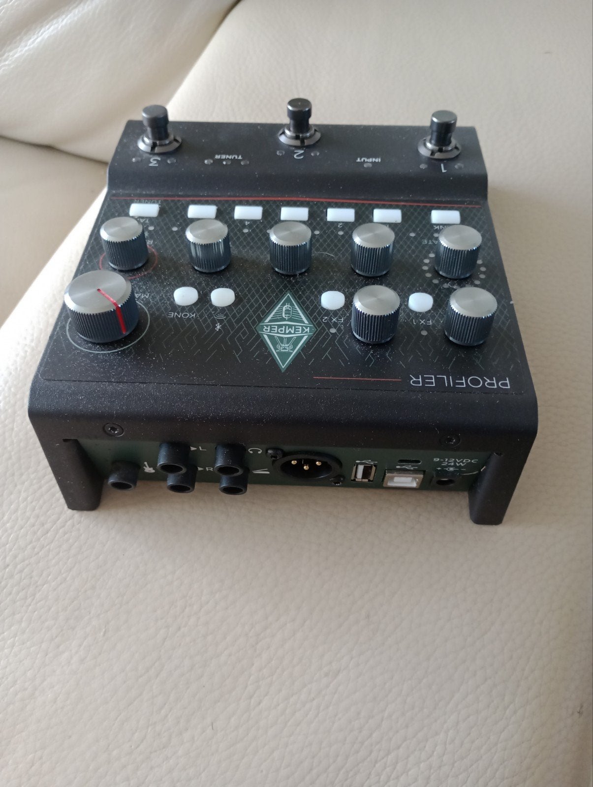 Joueur Kemper Profiler avec footswitch et niveaux 1, 2 et 3, Enlèvement ou Envoi, Comme neuf, Volume