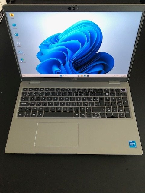 Dell Latitude 5520 I5 11 gen 16 GB 256 GB zo goed als nieuw, 256 GB, Comme neuf, Intel(R) Core i5, Enlèvement