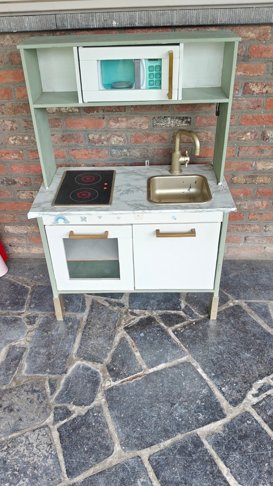 Kitchenette, Enlèvement, Utilisé