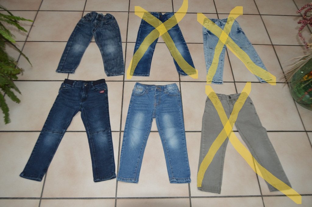 Jeans T104cm en denim bleu en très bon état à 3€ pièce!, Enfants & Bébés, Pantalon, Garçon, Enlèvement ou Envoi, Utilisé