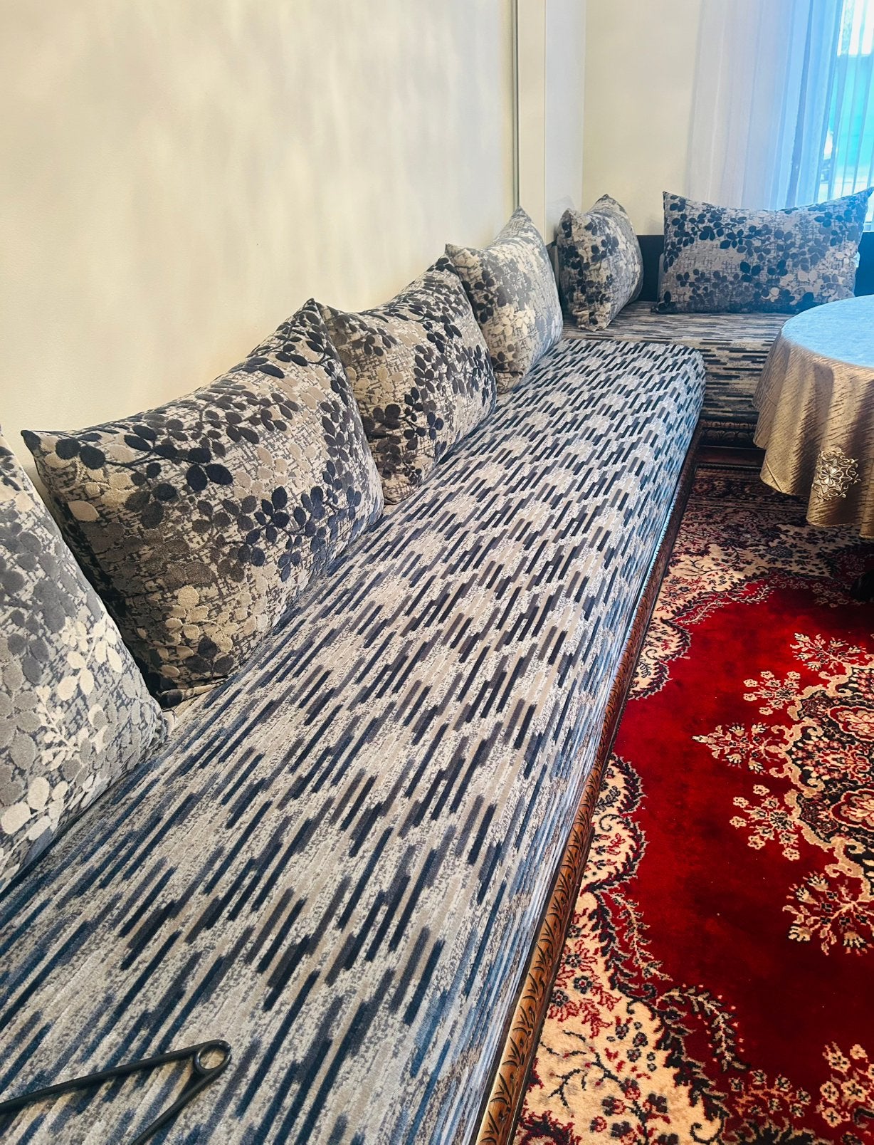 Tussi pour salon marocan 2 tlamet 3mx25 est 1 3m 13 coussin, Enlèvement, Neuf