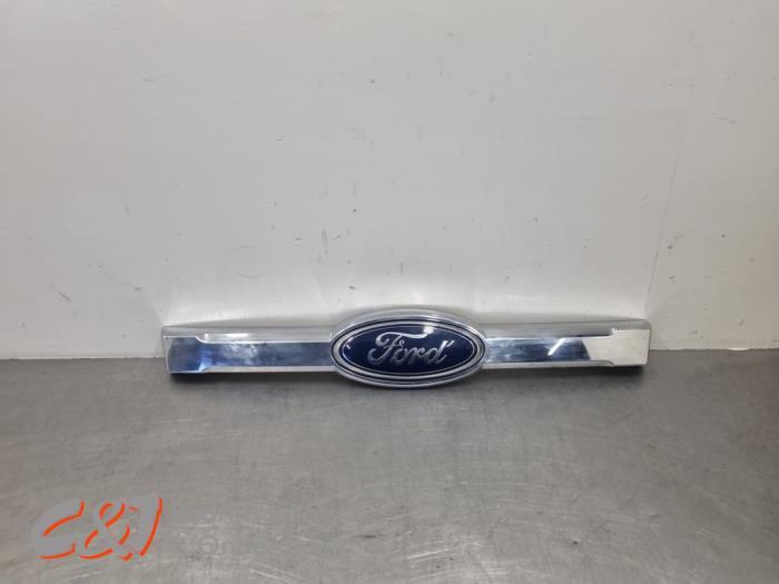 Calandre d'un Ford Ranger (NVT), -, 3 mois de garantie, -, -