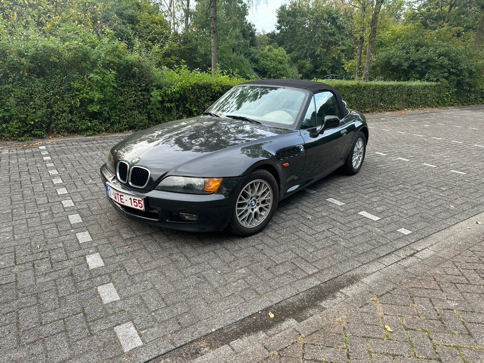 BMW Z3 1.8 1997, Auto's, Euro 2, Achterwielaandrijving, Zwart, 4 cilinders