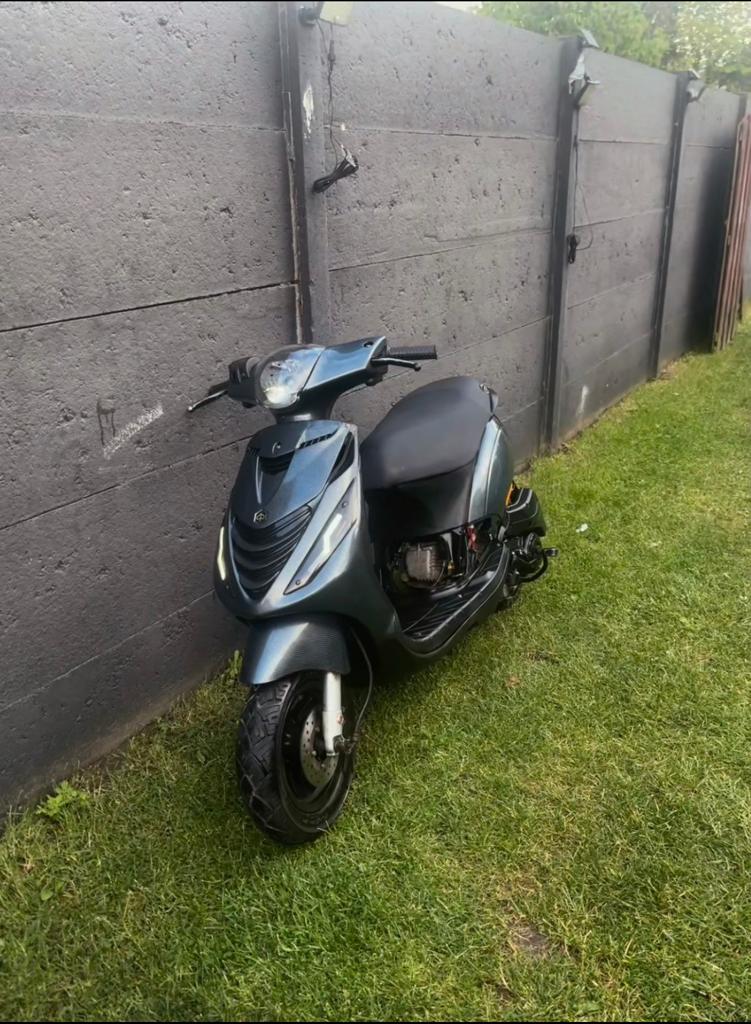 Piaggio zip 4t, Ophalen, Zip, Klasse A (25 km/u), Zo goed als nieuw