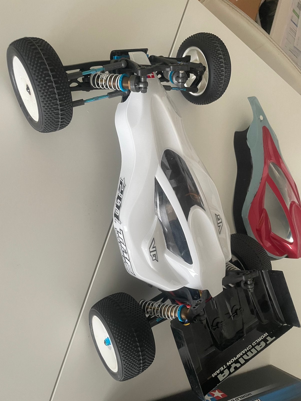 Tamiya TRF 201, Ophalen, Zo goed als nieuw