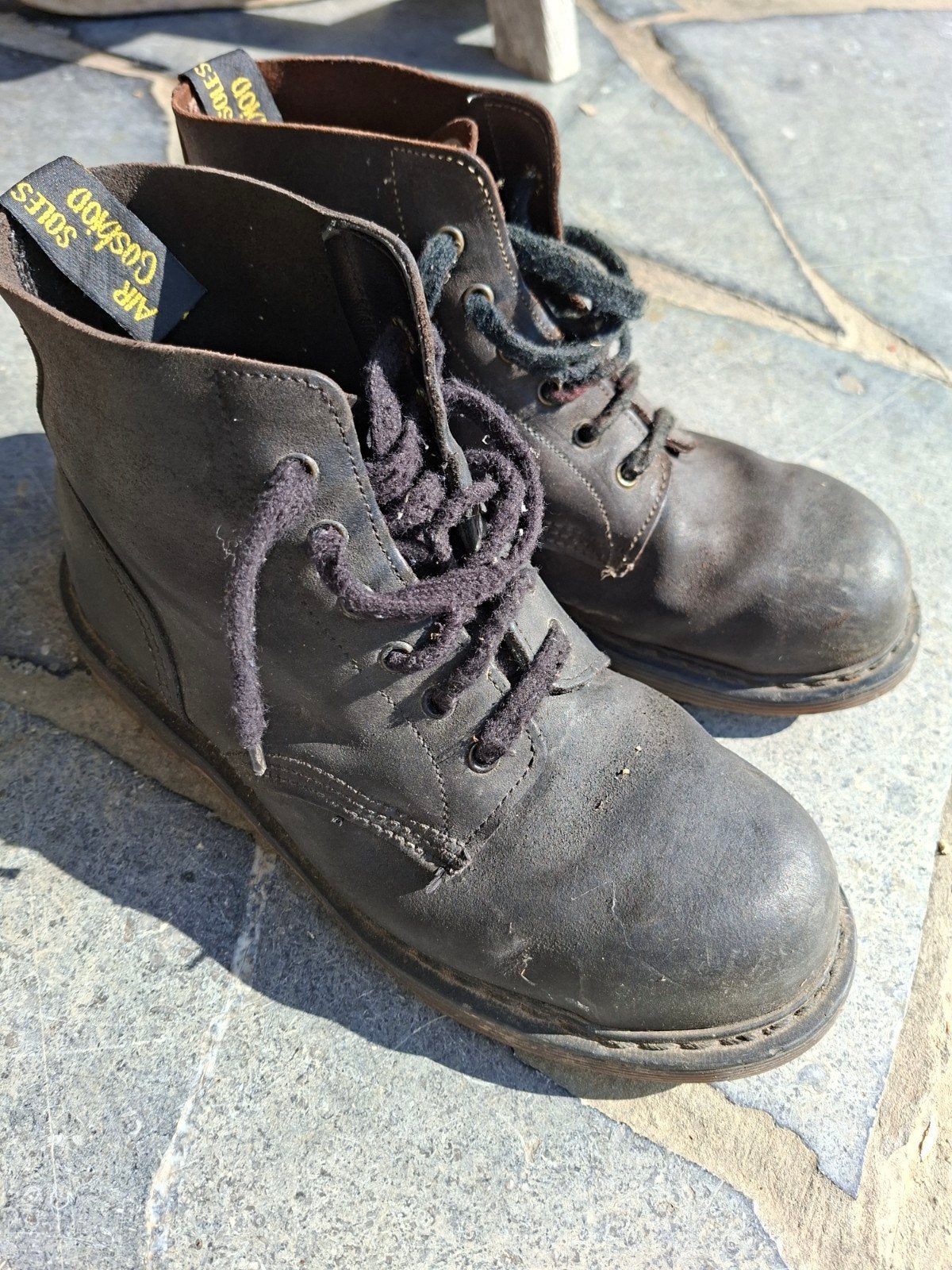 Les semelles gonflables Dr Martens amortissent la pointe en, Vêtements | Hommes, Chaussures, Bottes, Enlèvement, Noir