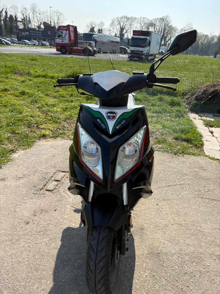 Scooter Neco 50cc van 2016 - 2500km!, Ophalen, Gebruikt, 49 cc, Klasse B (45 km/u)