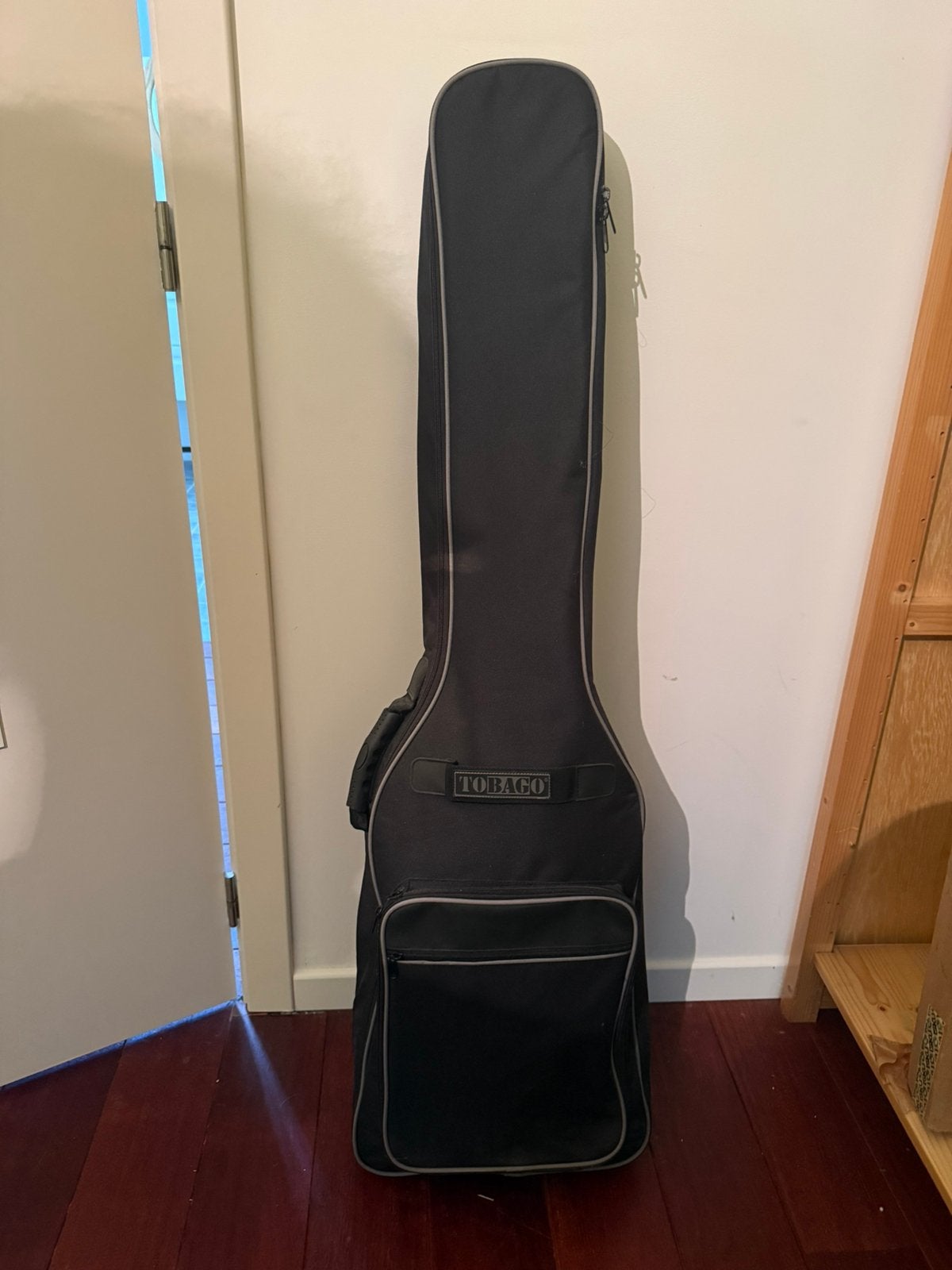 Squire Jazz Bass, Muziek en Instrumenten, Behuizingen en Koffers, Ophalen, Zo goed als nieuw